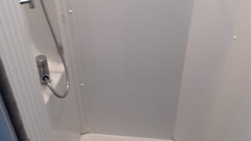Top Camper met top aanbieding tot 40% korting. – 2of4 pers. Fiat Alcove from 2020 Automatic  