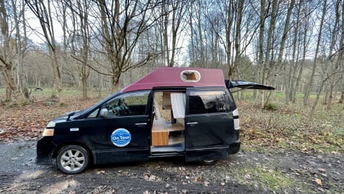 Max – Heated -  high top - off grid cute campervan  - insurance incl in price !