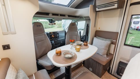 Gloednieuwe Mobilhome McLouis 473 (2026)