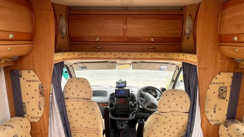 Dakota – 4 berth Autotrail alcove from 2004