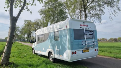 4p Dethleffs semi-integrated from 2004