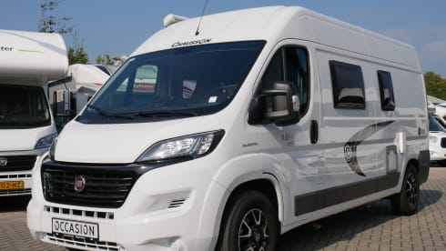 Chausson1, 2 sleeping- 4 seats.