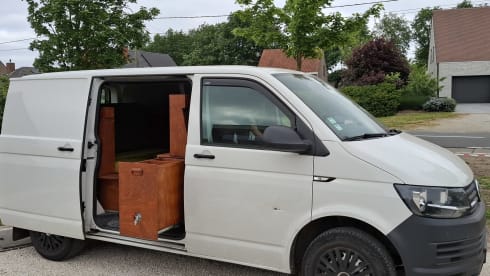 2p Volkswagen campervan from 2018