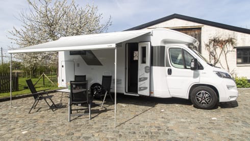 Book now new fiat 180hp for rent