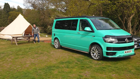 Scooby LWB – DOG FRIENDLY VW CAMPERVAN WITH ALL THE EXTRAS  FOR A GREAT HOLIDAY