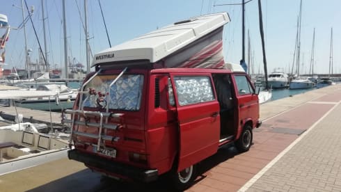 Il Nido  – Pleasant Camper Westfalia for Holydays