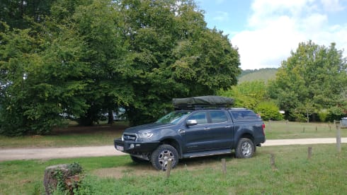 4p Ford rooftop from 2016