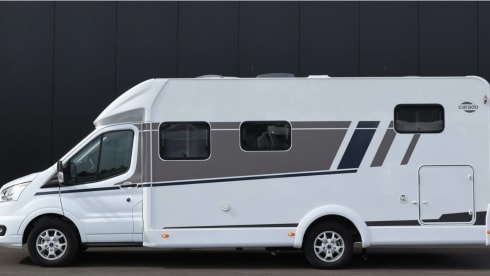 Carado T447-ED24 , Ford 155 hp with automatic transmission
