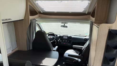 Capron Sunlight T60 – 3p Sunlight semi-integrated uit 2019
