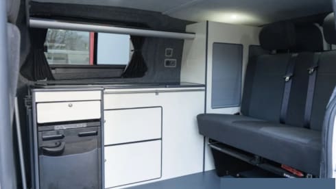 Worfy – 2 berth (6 with awning) campervan for fun adventures 