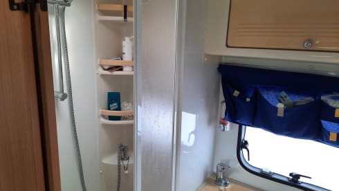 fabrizio.reina@tiscali.it – a great motorhome for a family adventure