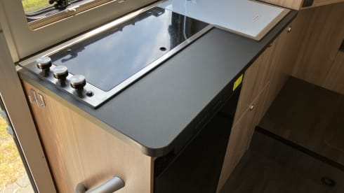Compact luxury Sun Living semi-integrated from 2020