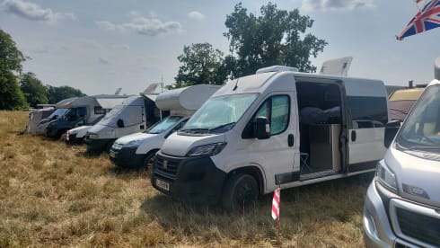 smithy – 4 berth Fiat bus from 2021