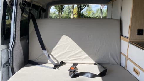 Volkswagen camper bus