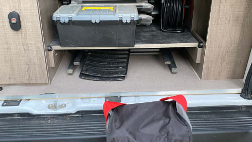 BusCamper Bavaria - 2 personen (+ 1 hond)