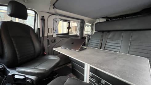 Moon Nugget – Ford Nugget Trail