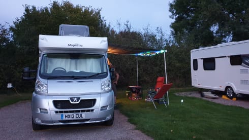 Roxanne – Dog Friendly, 2 berth , Adventure Holiday 