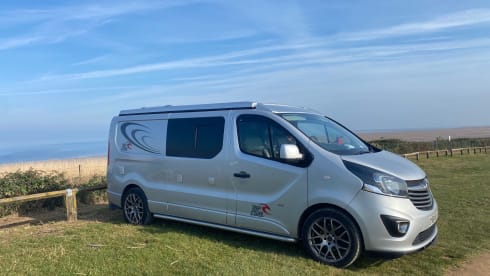 Apollo – 4 berth Campervan (Option to upgrade to 6 Berth with Drive away awning)