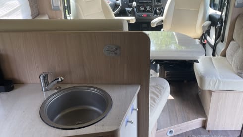 4p Bürstner AUTOMAAT semi-integrated from 2016