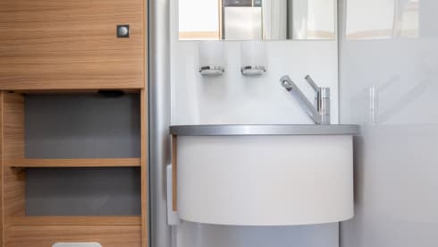 Beautiful Dethleffs semi-integrated camper