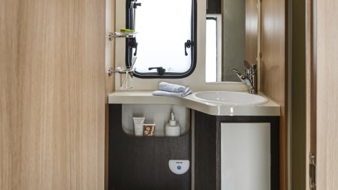 Mc Louis 222 - 7 seats/sleeps - A Perfect Getaway