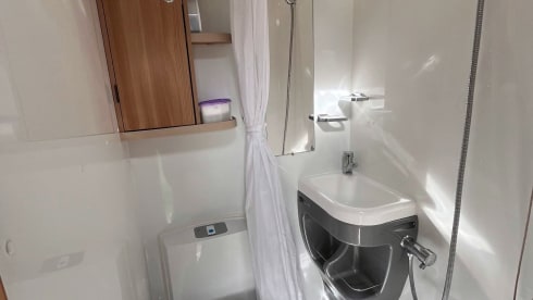 Henry's Motorhome Holidays  – 6 berth Bailey semi-integrated from 2017