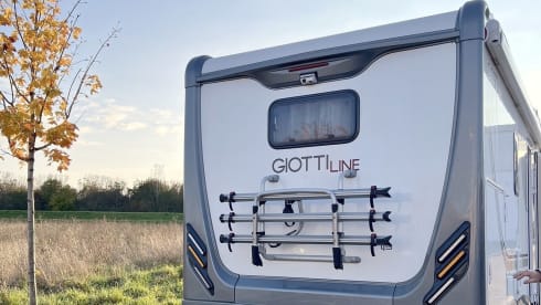 Giotti – Beautiful motorhome with alcove