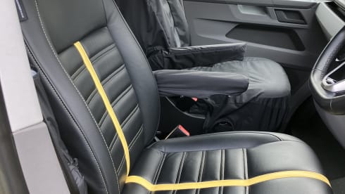 Sunny – Luxury VW Campervan for Hire. Based in Glasgow, Scotland. 