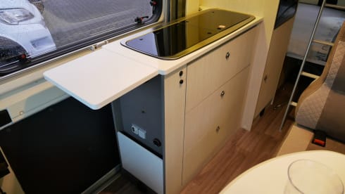 Chausson4, 4 sleeping- 4 seats, Bunk bed!