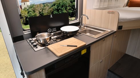 de Club camper – NEW 5-person luxury camper, incl. inventory and insurance