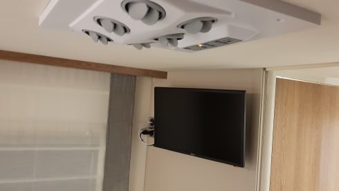 Stabilitée amortisseurs pneu pneumatiques – Noleggio Citroen DETHLEFFS T7057DBL