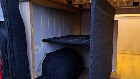 Daisy ✨ 🚐 ⛰️ 🌊  – Professionally converted Vauxhall Movano fully off-grid adventure Campervan