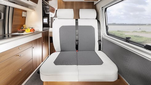 Eddie – All-round mobile home self-sufficient Vantourer 600D