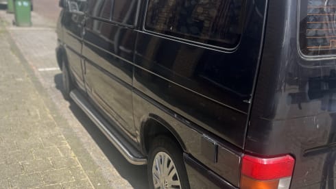 2p Volkswagen campervan from 1999
