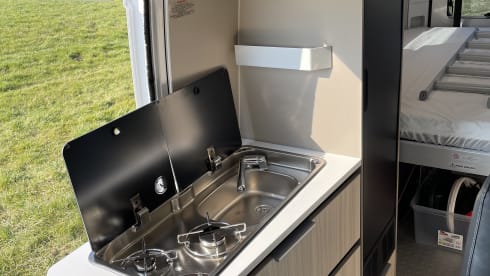 Adria Twin 640 SGX Plus A AUTOMATIC