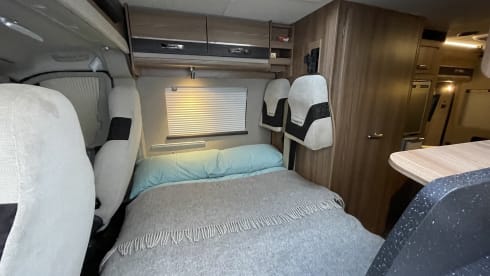 The Catbus  – 4 Berth Swift Select 184 (2017)