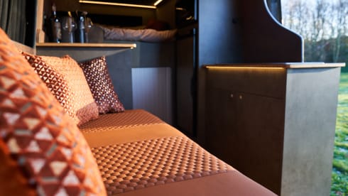 THUNDER – Stunning 2022 Luxury VW Crafter sleeps 4 - Liverpool