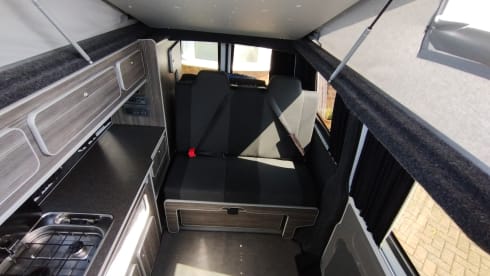 Dinah – VW-Campingbus mit 4 Schlafplätzen ab Baujahr 2020
