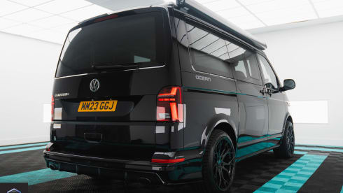 WEEKENDER TWO – 4 berth Volkswagen Campervan - AUTOMATIC