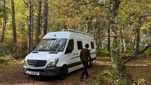 The Spirit of Scotland – Explore Scotland in our 2/3 Bed Mercedes, Toilet & Shower Free Insurance
