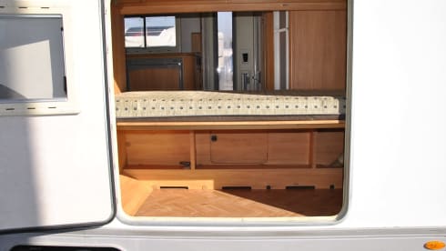 Jesse – Mercedes Adriatic 690
