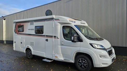 Weinsberg CaraCompact-2 – Ultimate Freedom for Couples! Luxury Camper with Single Beds and XL Garage