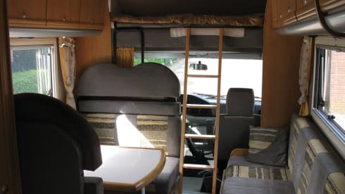 5p Volkswagen alcove from 2003