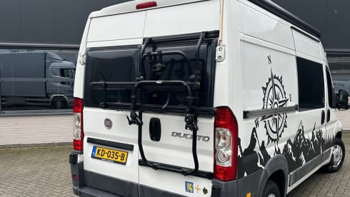 Ger’s buscamper  – Fiat Ducato bus camper OFF GRID 