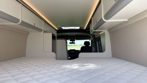 Andre de camperaar – Schöner Opel Movano Zweisitzer