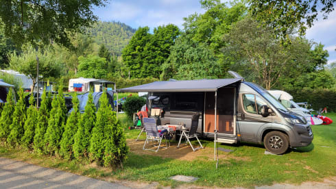 CamperTonFranka – 2p Carthago bus from 2017