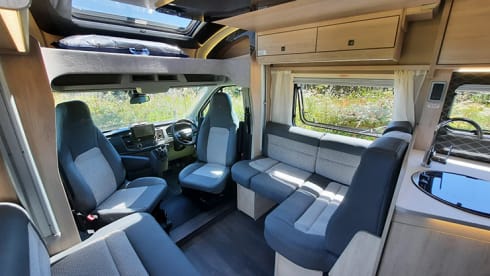 graham – Autotrail semi-geïntegreerde caravan met 4 slaapplaatsen vanaf 2023