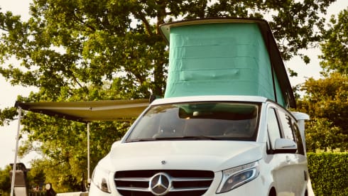 Witte Buscamper – Full Option Travel - Marco Polo '22