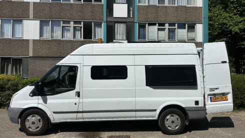 2p Ford bus from 2012