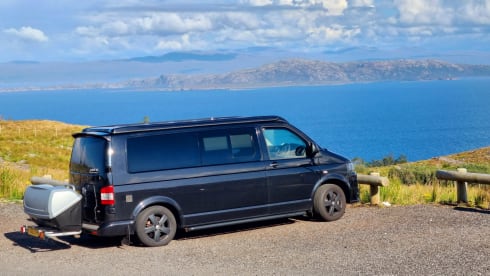Monika – Vw family T5 -  LWB campervan sleeps 4 